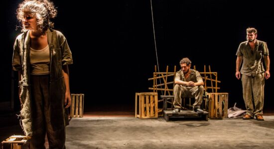 SOBRE NOSSAS CABEÇAS.2